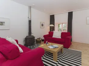 Children-friendly wonderful cottage with BBQ & garden | Beach view - Image 5