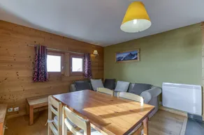 Holiday apartment | Mountain view | Ski nearby | Dogs allowed - Image 2