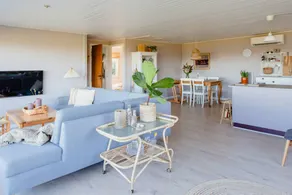 House with BBQ & terrace | Water view - Image 4