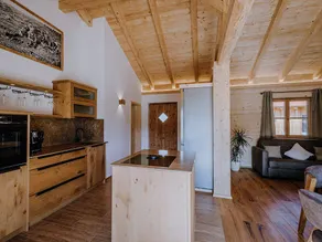 Family-oriented charming chalet with hot tub & terrace - Image 3