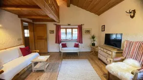 Charmant appartement de vacances adapté aux familles avec jardin et terrasse | Vue montagne - Image 5