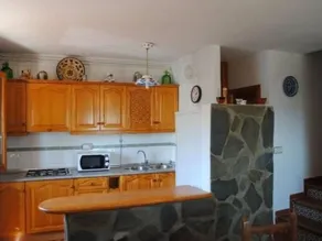 Flat with garden, pool & barbeque - Image 5