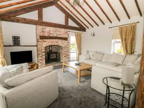 Cottage entièrement équipé avec jardin - Image 3