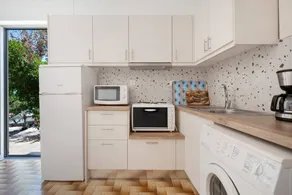 Apartment with terrace & garden | Mountain view - Image 2