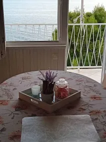 Appartement entièrement équipé avec terrasse et barbecue | Vue mer - Image 5