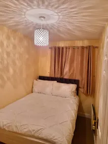 Holiday home with garden - Image 2