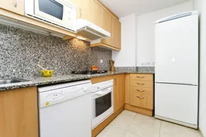 Holiday apartment with garden, terrace & pool - Image 5