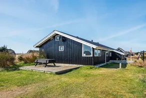 Fully equipped pleasant house with garden, sauna & barbecue - Image 3