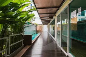 Wonderful flat with pool | City view - Image 2