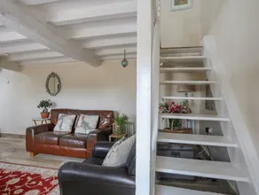 Cottage with garden - Image 4