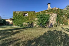 Family-friendly holiday home with garden, terrace & jacuzzi | Garden view | Suitable for remote work | Pets are welcome - Image 2