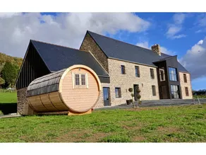 Gite with barbecue, terrace & jacuzzi | Panoramic view - Image 2