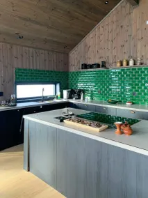 House with sauna, terrace & garden - Image 3