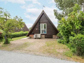 Cottage with garden - Image 3
