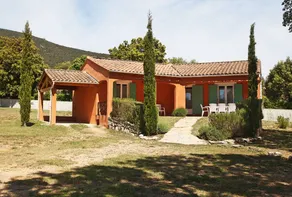 Villa with garden, BBQ & terrace - Image 2