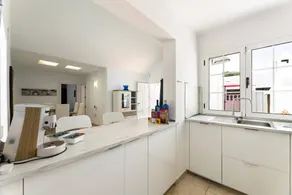 Holiday home with terrace, pool & BBQ - Image 5