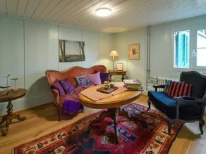 Holiday home with garden & barbeque - Image 4