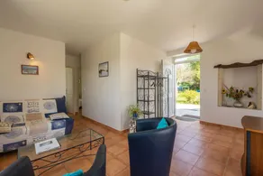 Cottage with pool, terrace & barbecue - Image 5