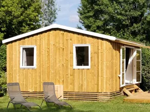 Chalet with heated pool & terrace - Image 4