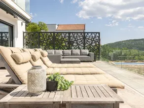 Voll ausgestattetes Ferienhaus mit Garten, Grill und Terrasse | Bergblick | Haustierfreundlich - Image 2