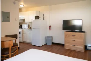 Attraente studio adatto alle famiglie con sauna, griglia e idromassaggio | Vista sulla montagna - Image 3