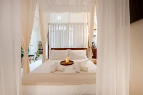 Lovely B&B with fast internet, sauna & heated pool | Sea view - Image 5