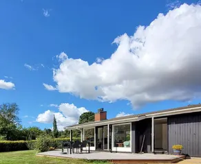 Summer house with big canoo near Sminge Lake - Image 4