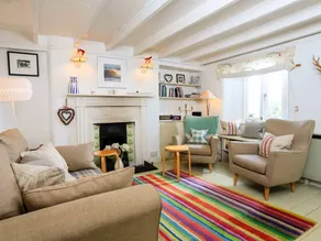 Cottage with garden - Image 4