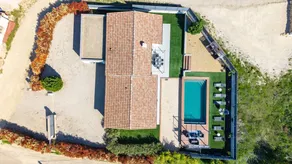 Children-friendly spacious villa with pool, barbeque & terrace | Mountain view | Dogs allowed - Image 3