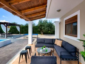Holiday home with garden, barbeque & private pool | Nature view - Image 5