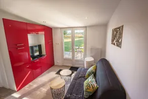 Gite with garden, BBQ & terrace - Image 2
