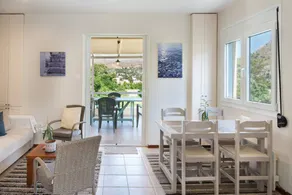 Holiday Home 'Stunning Views Kantouni Beach' with Mountain View, Wi-Fi and Air Conditioning - Image 3