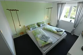 Appartamento adatto alle famiglie | Vista sul giardino - Image 3