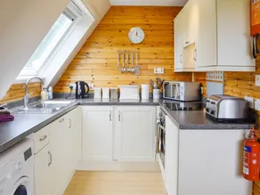 Cottage with garden - Image 5