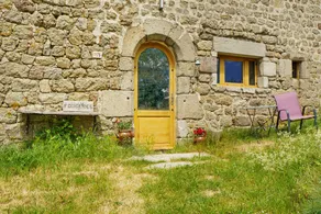 Family-oriented cottage with garden, terrace & barbeque | Garden view - Image 3