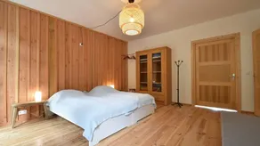 Holiday apartment with terrace, pool & garden - Image 5