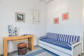 Apartment 'See View 2' with Sea View, Wi-Fi, and Air Conditioning - Image 4