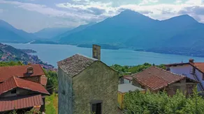 Maison avec jardin et terrasse | Vue montagne - Image 2
