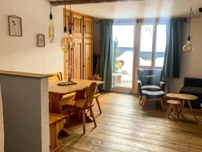 Appartamento con terrazza, sauna e piscina | Vista sulla montagna - Image 3