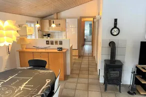 House with barbeque, terrace & jacuzzi | Pet-friendly - Image 3