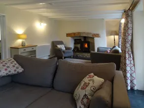 Cottage with garden & barbeque - Image 3