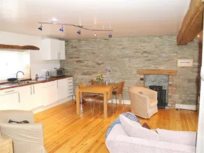 Cottage avec jardin - Image 3