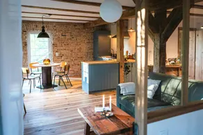 Holiday apartment with terrace & garden - Image 2