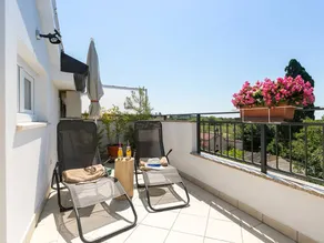 Tolle Wohnung mit Terrasse - Image 5