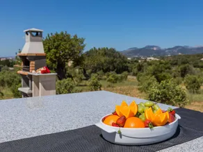 House with private pool, barbecue & terrace | Mountain view - Image 2