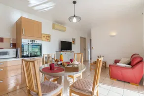 Holiday home with terrace, pool & garden - Image 3