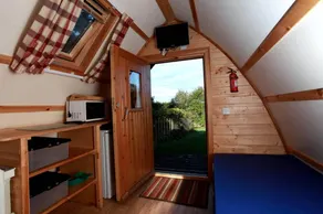 Beautiful and Cozy Eco-Pods in Cornwall, England - Image 3