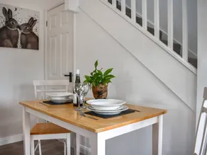 Cottage with garden | River view - Image 4