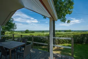 Chalet with garden, terrace & pool - Image 3