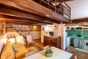 Amethyst attic in Old Town by sea - Image 2